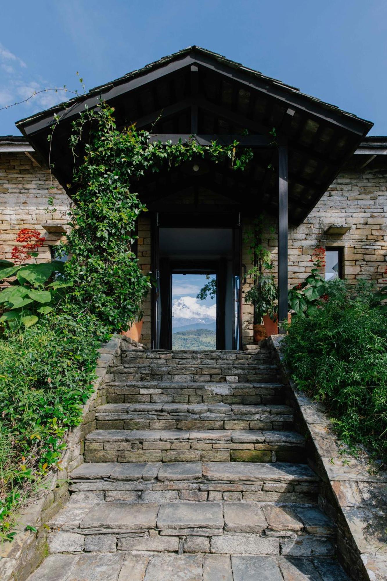 Tiger Mountain Pokhara Lodge Exterior foto